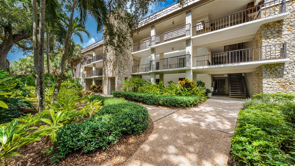 Listing# 39 Property Photo